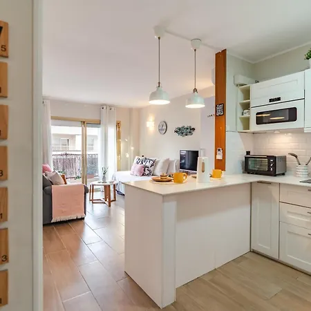 Apartament Salou apt a 300m playa,Portaventura, parking, piscina,Wi-fi Salou
