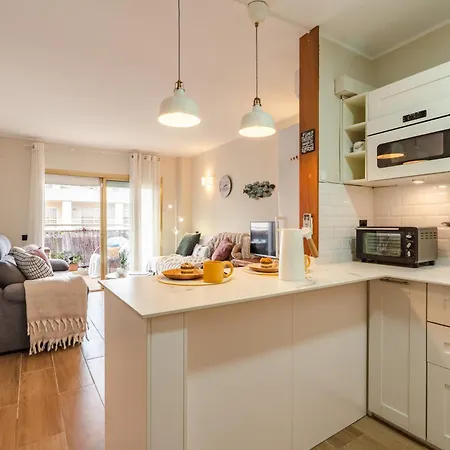 Salou - Fast Wifi -Near Beach- Remote Work Apartman *