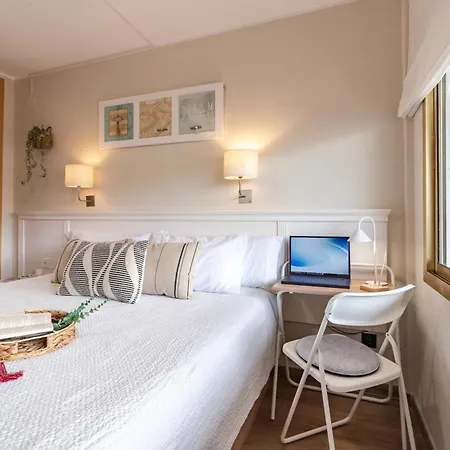 Salou apt a 300m playa,Portaventura, parking, piscina,Wi-fi Salou