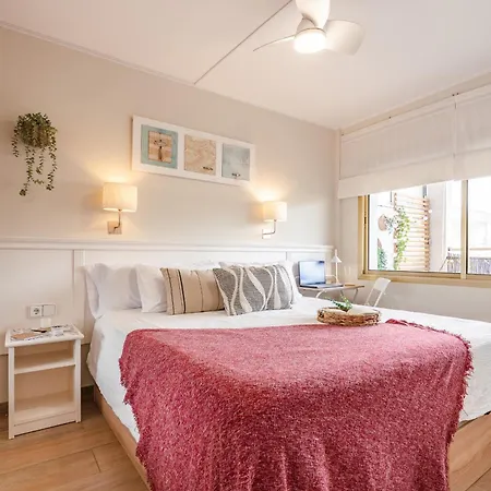 Salou - Fast Wifi -Near Beach- Remote Work Apartman