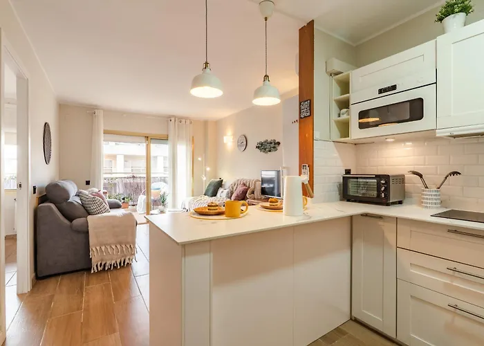Cozy & Chic - Relax - & Pool - Portaventura Apartment *